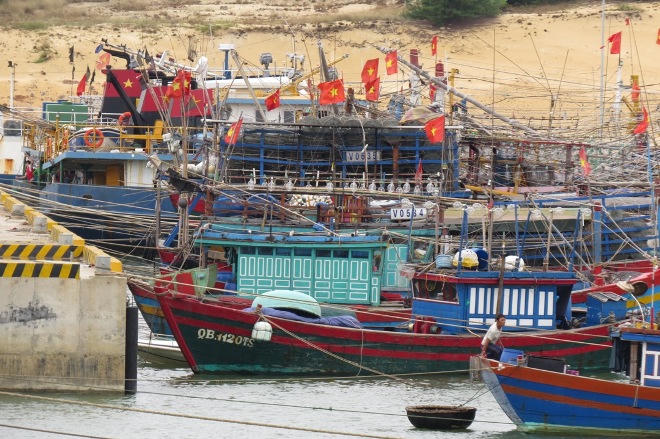 Quảng Bình: Gồng mình khẩn trương chống “siêu bão“