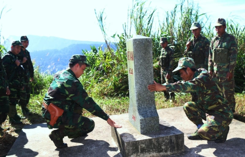 Những bước chân thầm lặng nơi biên giới Việt - Lào