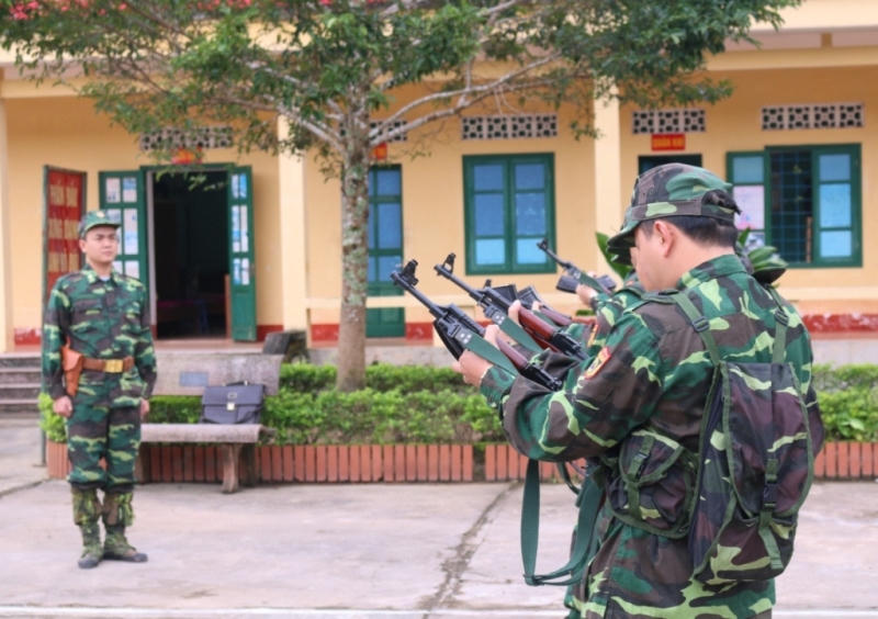 Những bước chân thầm lặng nơi biên giới Việt - Lào