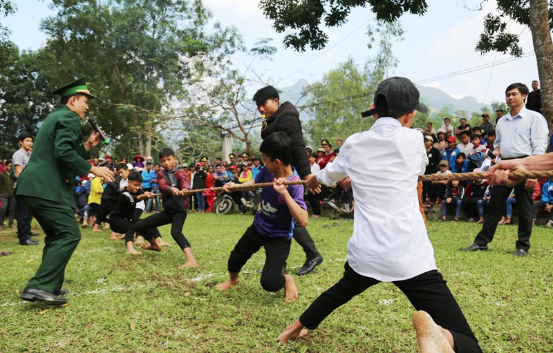 Xuân Biên phòng - Ấm lòng dân vùng biên giới Quảng Bình