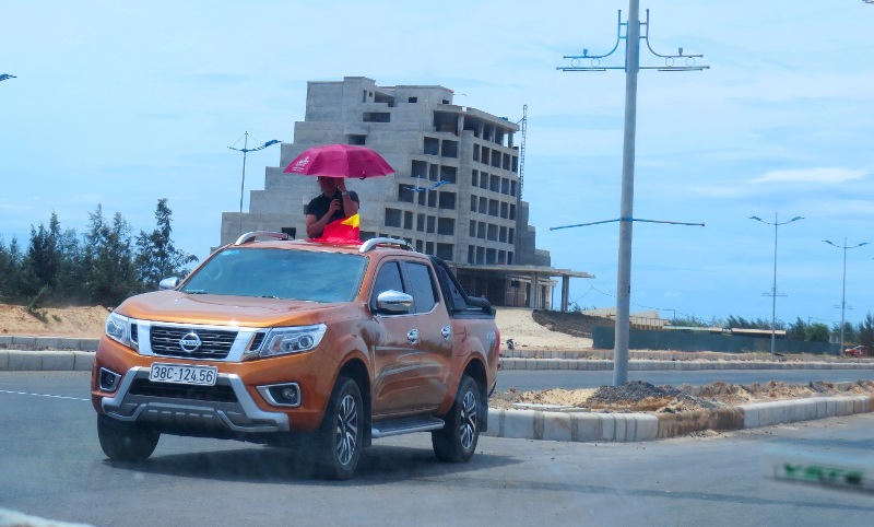 Hội xe bán tải Nissan nhiều tỉnh, thành chặn đường, tổ chức đua trái phép