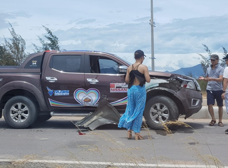 Hội xe bán tải Nissan nhiều tỉnh, thành chặn đường, tổ chức đua trái phép