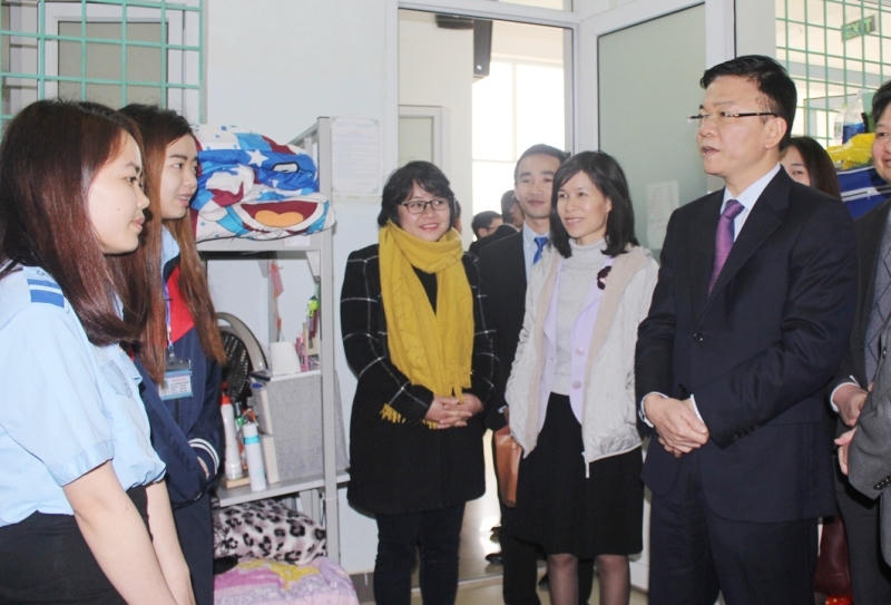 Trường Trung cấp Luật Đồng Hới: Luôn luôn đổi mới phù hợp với thực tiễn xã hội