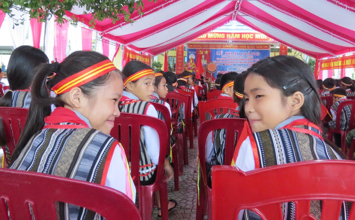 Gần 90 nghìn học sinh Quảng Bình khai giảng muộn vì mưa lũ