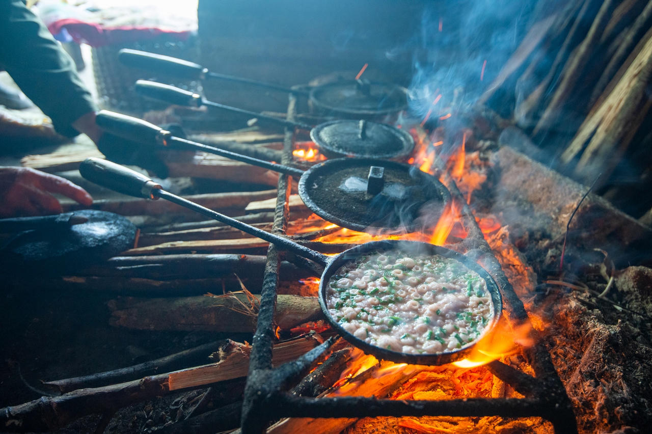 “Lửa” làng bánh Quảng Hòa vẫn đượm nồng thương khó