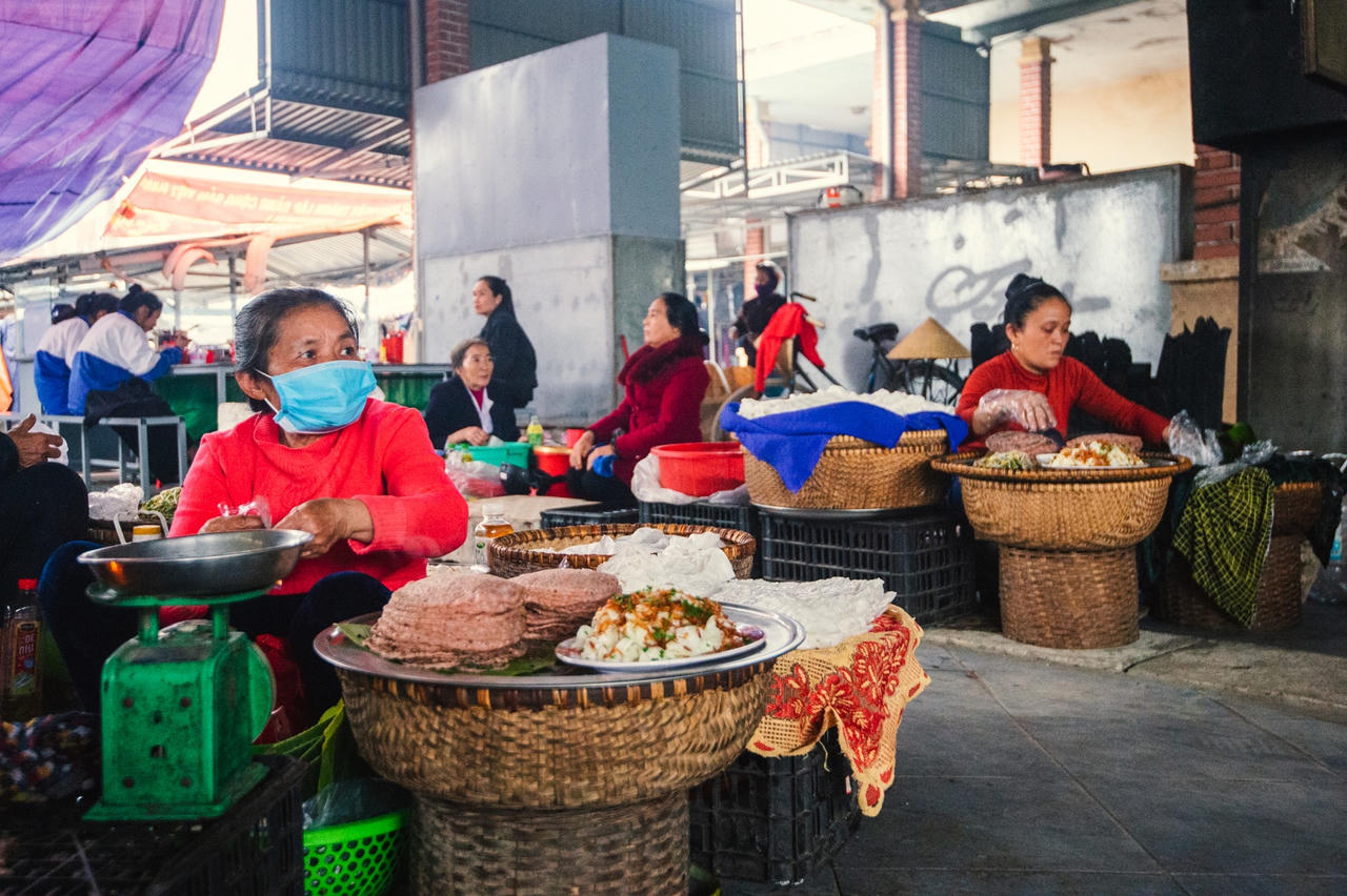 “Lửa” làng bánh Quảng Hòa vẫn đượm nồng thương khó