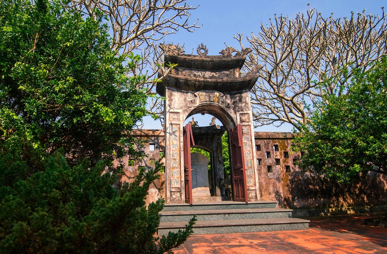 Cận cảnh khu lăng mộ danh tướng bị hàm oan suốt cả trăm năm