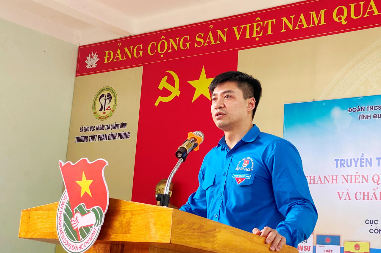 Đoàn Thanh niên Bộ Tư pháp và Tỉnh đoàn Quảng Bình tổ chức tuyên truyền Luật An ninh mạng cho 500 học sinh