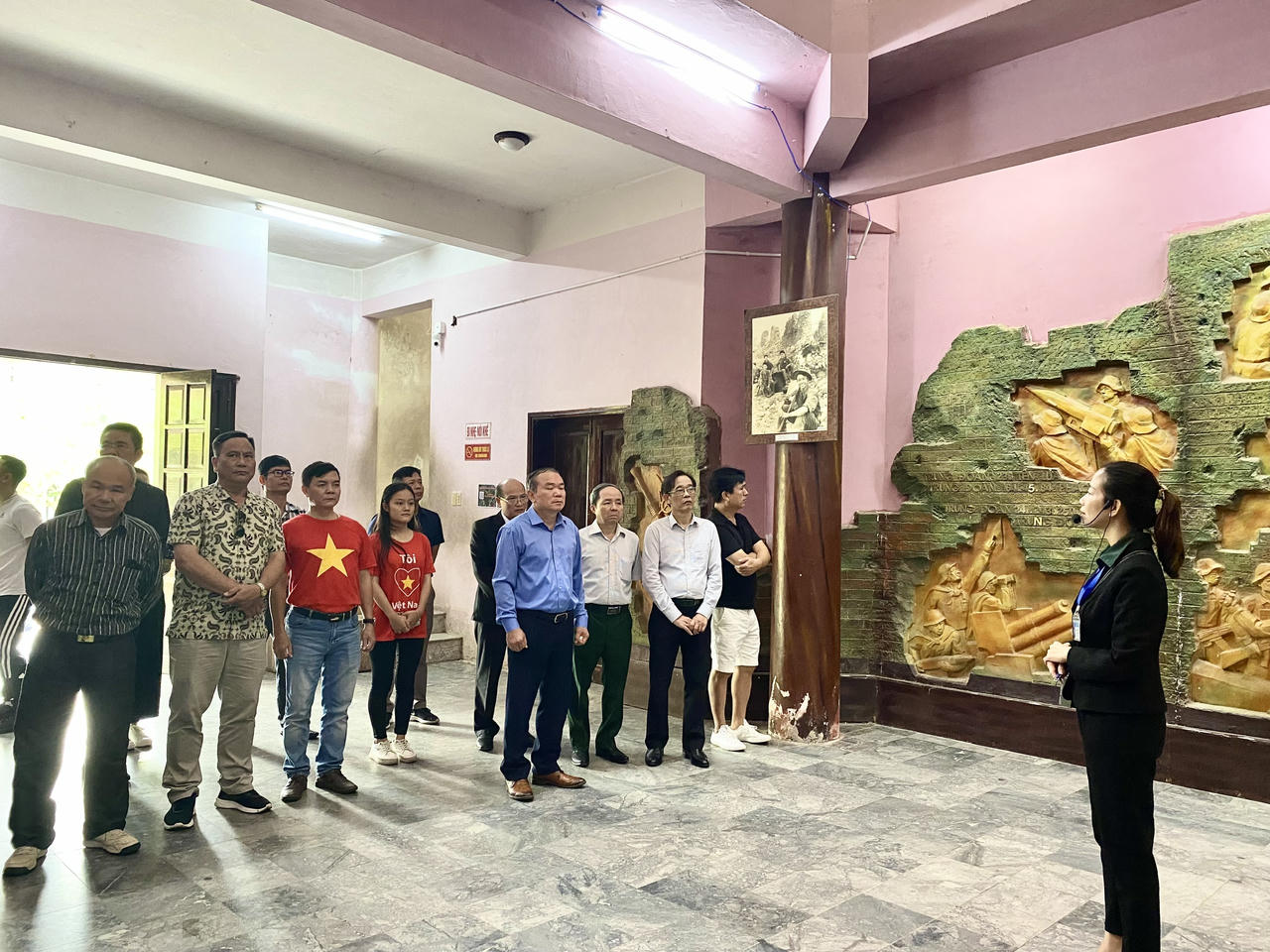 Hội Cựu chiến binh cơ quan Bộ Tư pháp về thăm “đất lửa” Quảng Trị anh hùng