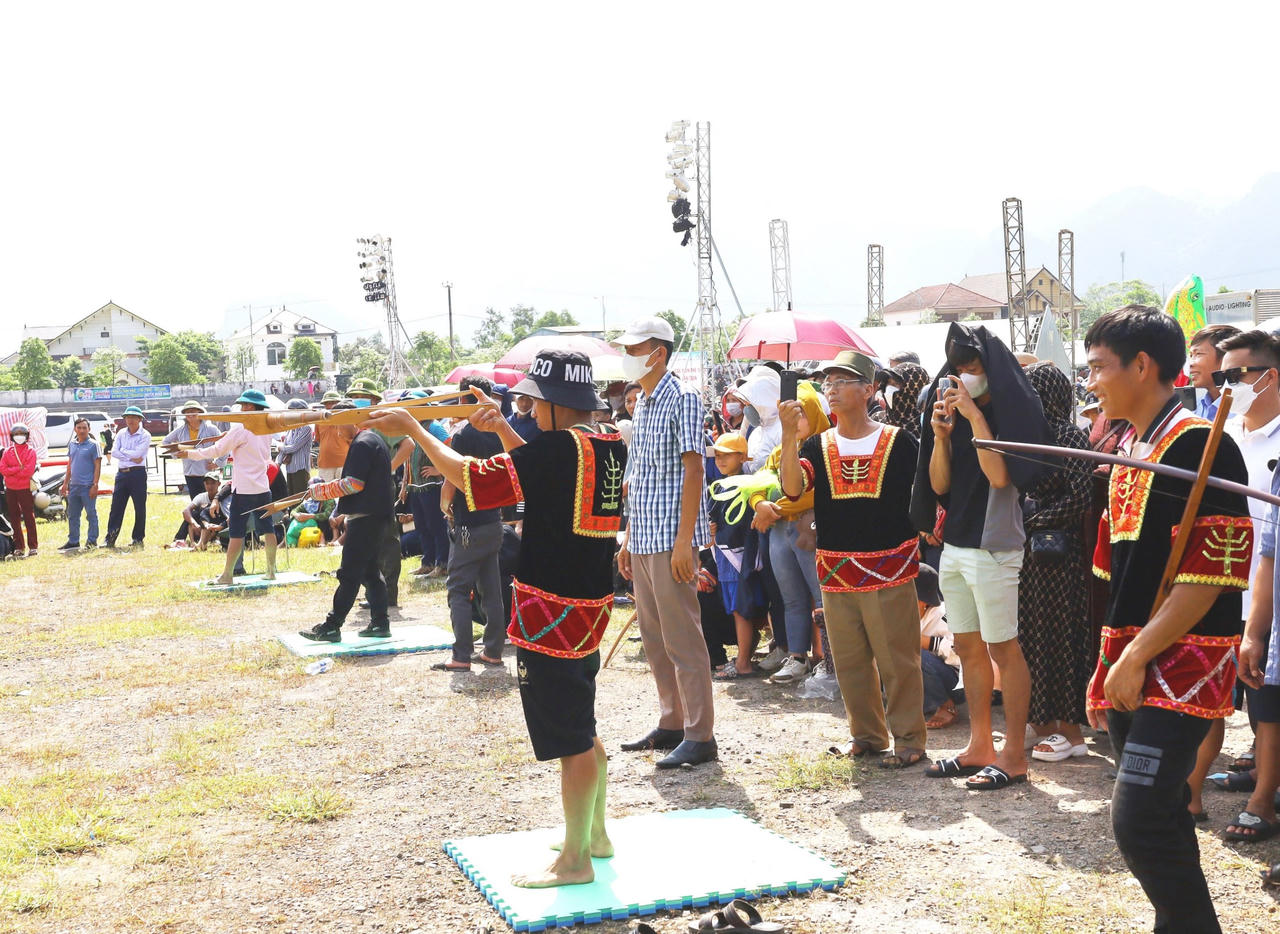 “Không ai nỡ bỏ chợ Rằm tháng Ba...”