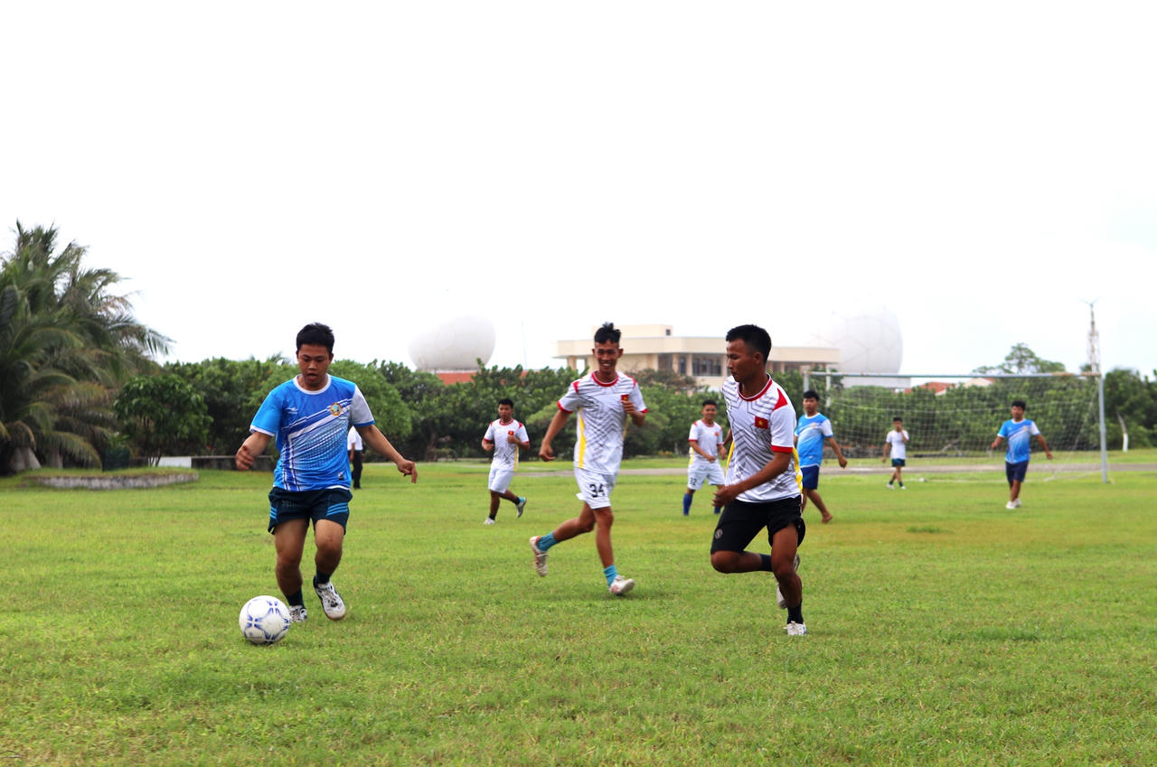 Xuân về sớm giữa khơi xa Trường Sa