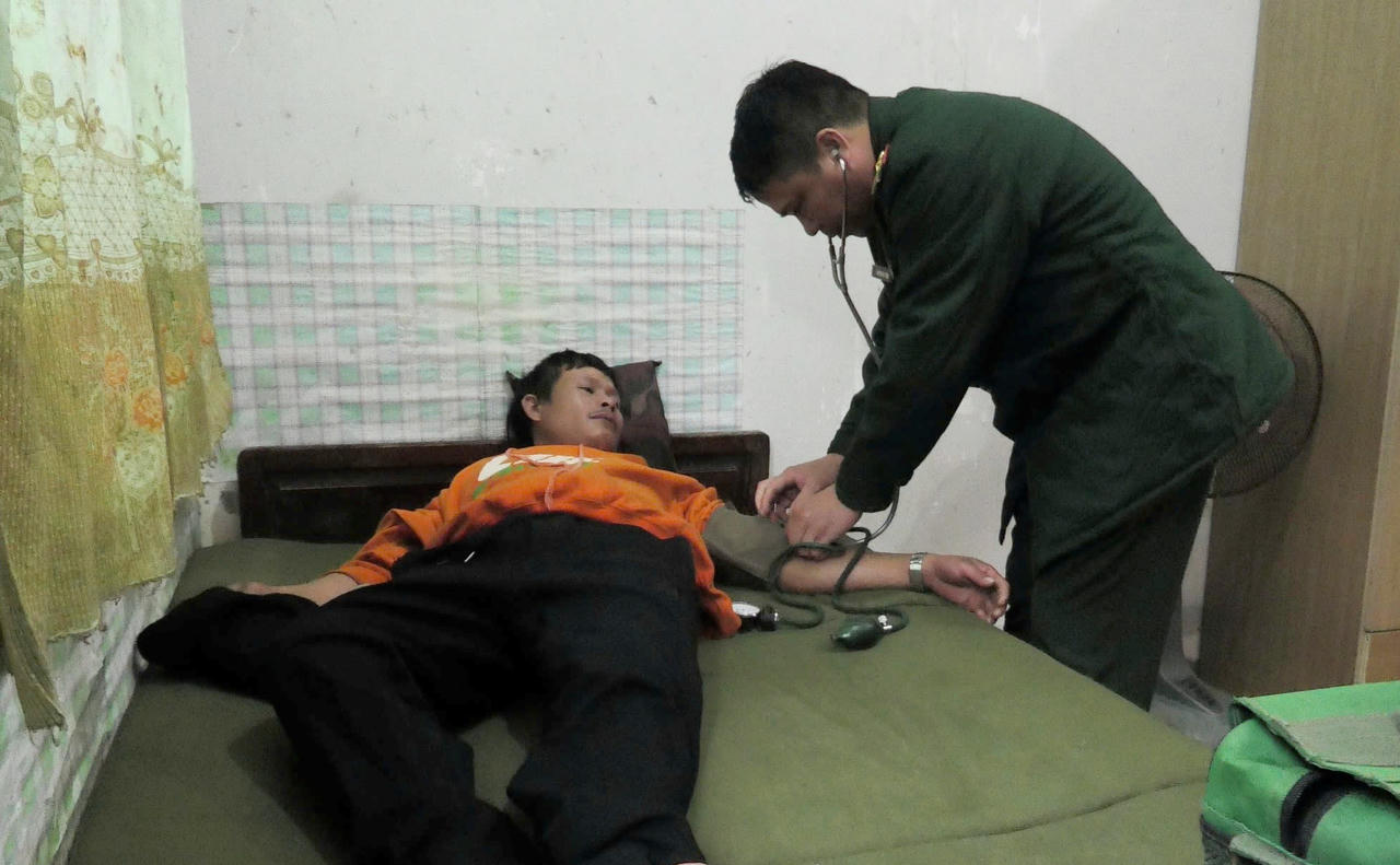 5 ngư dân của tàu cá Quảng Bình gặp nạn trên biển đã được cứu sống, 1 ngư dân vẫn còn mất tích