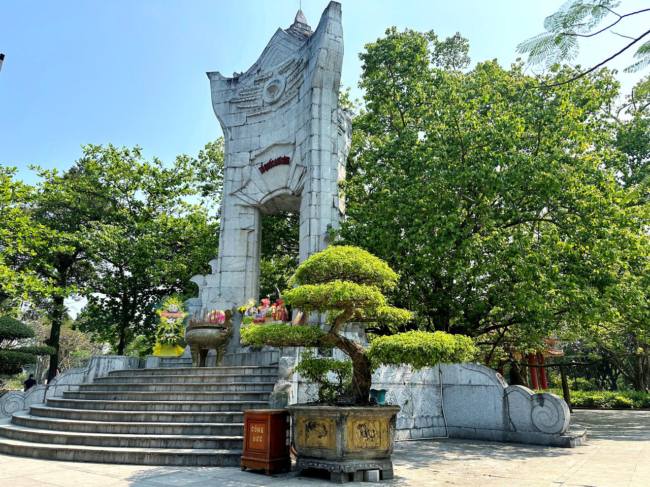 Hội Cựu chiến binh Bộ Tư pháp tri ân các "địa chỉ đỏ", thăm lại chiến trường xưa dọc Miền Trung - Tây Nguyên