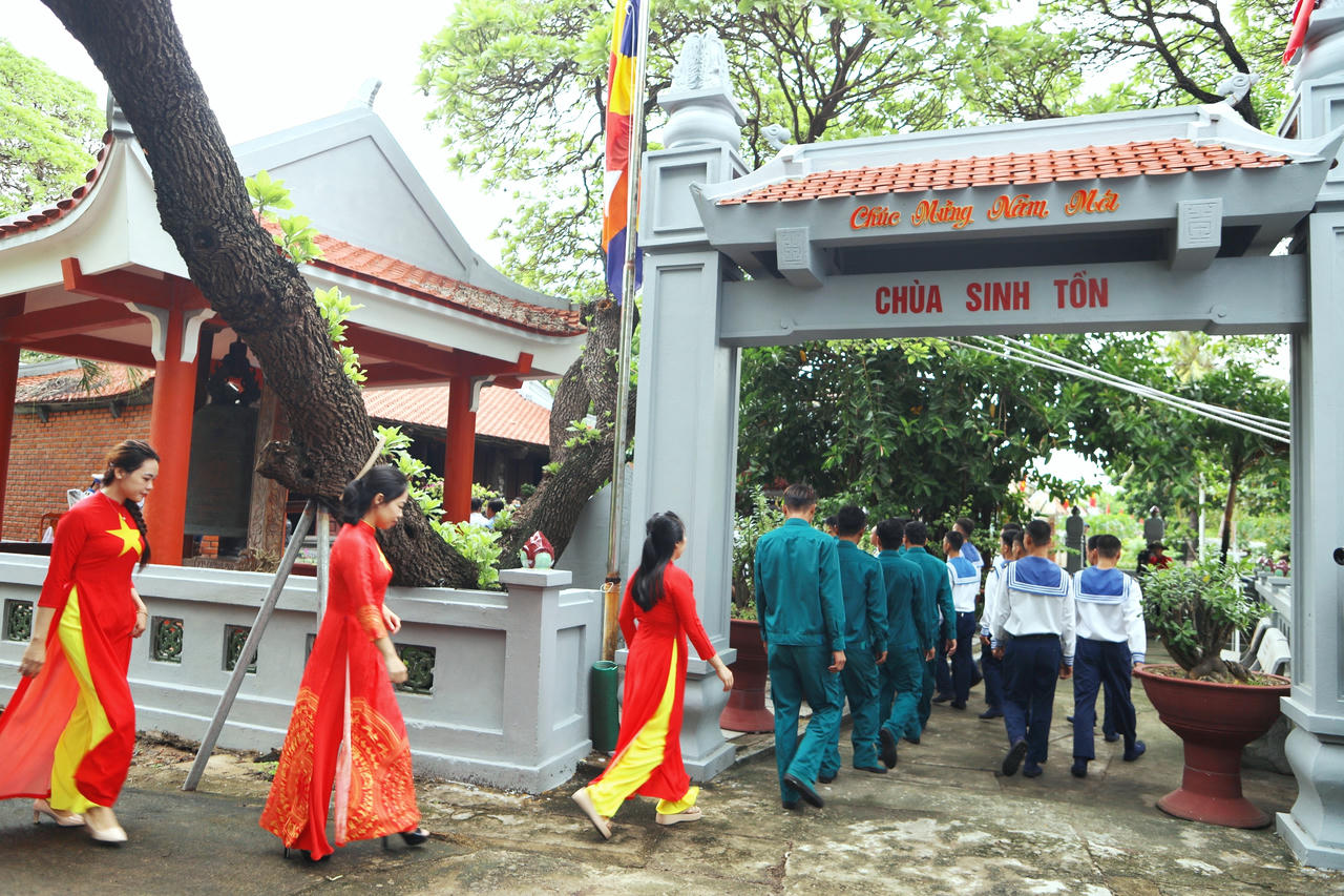 9 ngôi chùa của đặc khu Trường Sa đồng loạt thỉnh chuông chào mừng ngày “sắp xếp lại giang sơn”