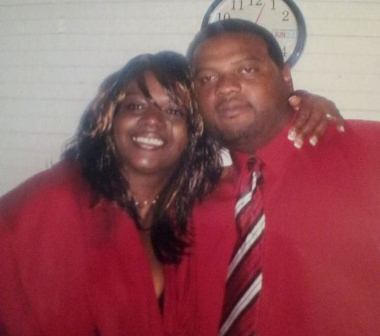 “Xin like” trên facebook để vợ cũ tha tội ngoại tình