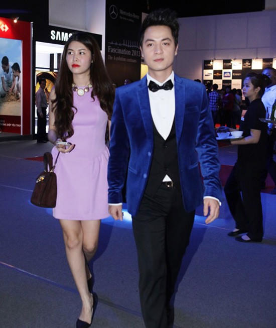 Sao nam thi nhau giấu chuyện lên chức bố