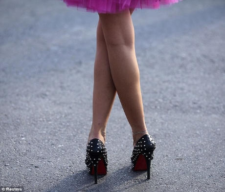 “Biểu tình sex” đòi... mở đường