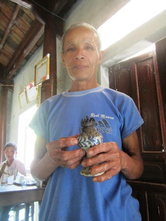 Ở ngôi làng hàng trăm năm qua chưa một lần... có điện