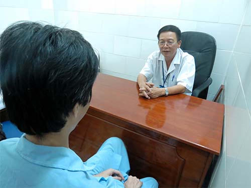 Cảnh giác với thuốc ho Recotus