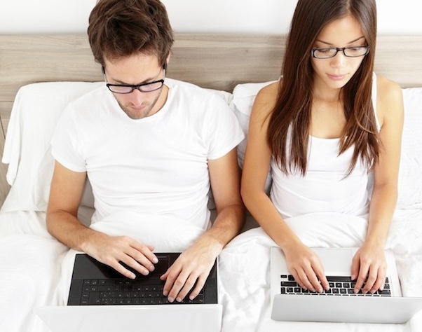 Mạng xã hội làm giảm ham muốn tình dục