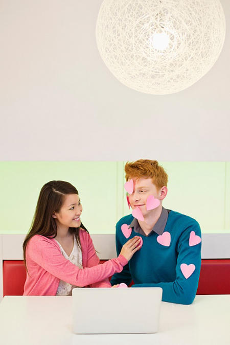 Đừng tưởng bở với tình công sở