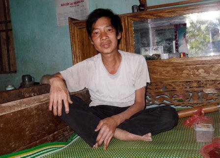 Án tử 30 năm treo trên đầu người dân làng ung thư