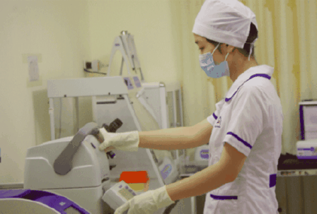 Sốc vì phát hiện cả 3 con đều không “chính chủ” nhờ ADN