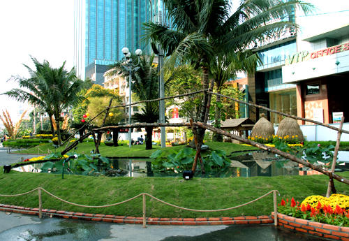 Đường hoa Nguyễn Huệ Giáp Ngọ rực rỡ trước giờ khai mạc