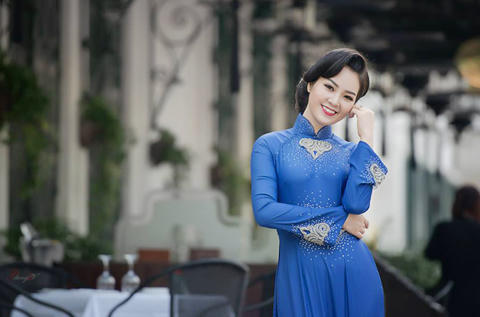 Những cái Tết “áy náy” của Á hậu Thụy Vân