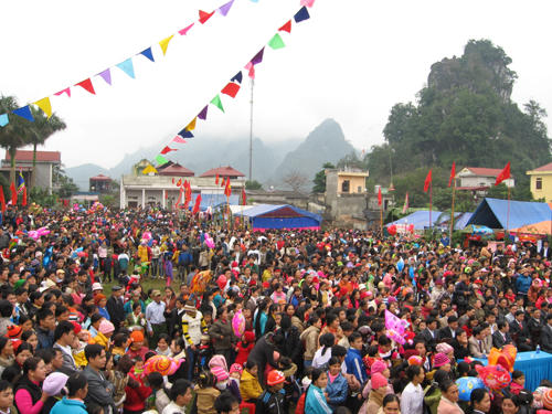 Về Thu Cúc đón tết Doi mùng 7