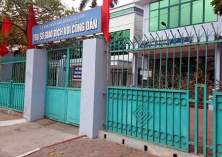 Nghiêm cấm công chức Hà Nội đi lễ hội trong giờ làm việc