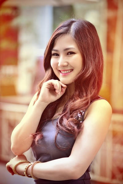 Hương Tràm: “Tôi sống đơn giản nên dễ bị hiểu lầm“