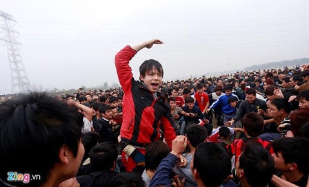 Cướp phết kinh hoàng ở lễ hội Hiền Quan