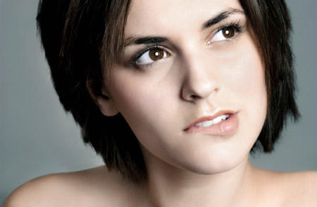 Đàn ông có thích cưới "cô nàng dễ dãi"?