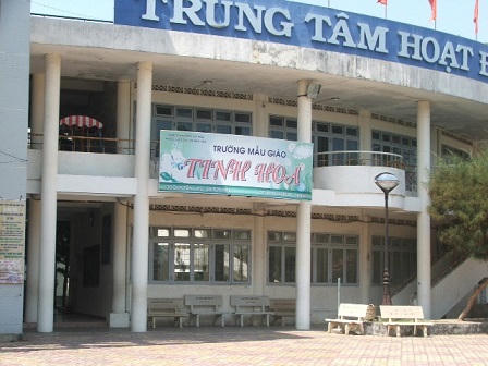 Cô giáo mầm non bị thôi việc vì đánh trẻ “ị” đùn