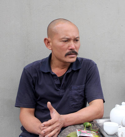 Ông chủ vườn đào và 501 xác chết trôi sông