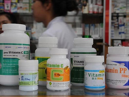 Vitamin cho trẻ - công và tội