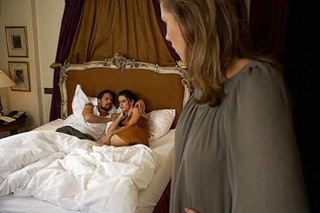 "Tặng” chồng cho bạn thân