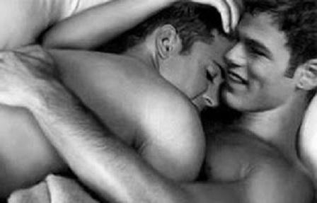 Hoang mang vì người yêu được nhiều gay thích