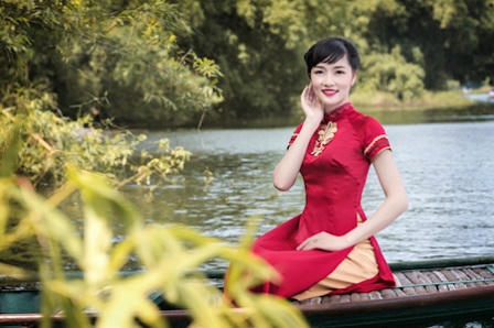 Chuyện chưa kể về Hoa hậu Việt đầu tiên trả vương miện