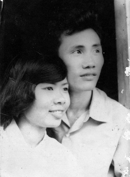 Vượt 800km ra đảo tìm chồng