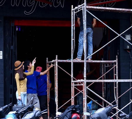 Angela Phương Trinh đóng cửa quán bar vì thua lỗ