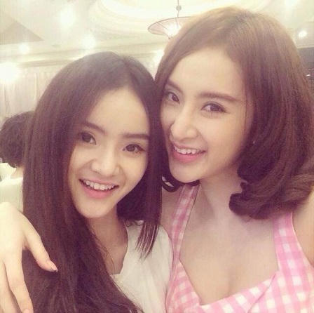 Angela Phương Trinh bị em gái “bóc mẽ“