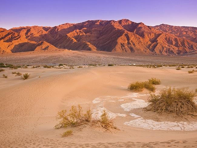 Khám phá những địa danh ấn tượng nhất trên thế giới