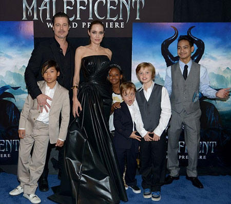 Phim mới của Angelina Jolie và Brad Pitt hứa hẹn nhiều “cảnh nóng” 