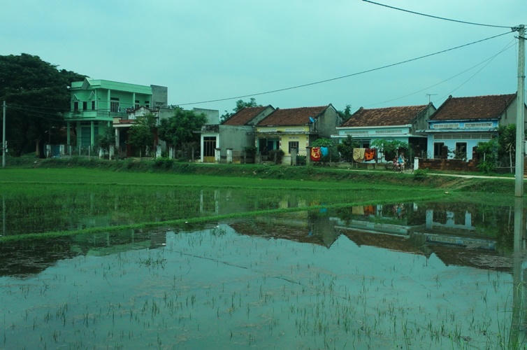 Quán quân Giọng hát Việt nhí 2014 trở về hình ảnh “cô bé nông thôn“