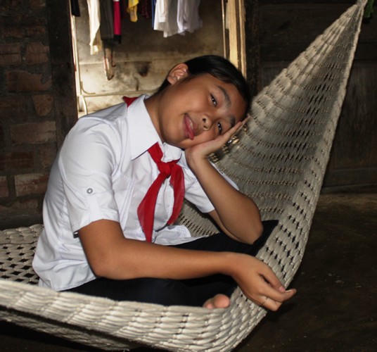 Quán quân Giọng hát Việt nhí 2014 trở về hình ảnh “cô bé nông thôn“