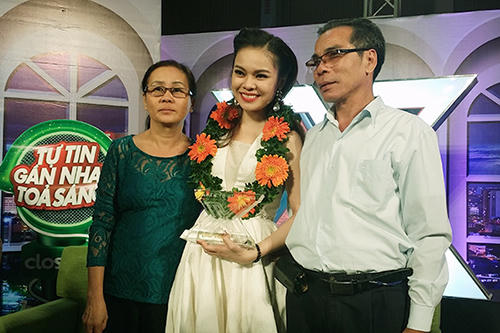 Quán quân X-Factor 2014 dùng tiền thưởng mua nhà trả góp cho bố mẹ