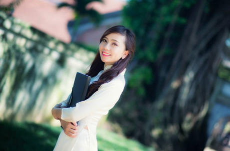 Hoa khôi 9x với chuyện “làm mẹ đơn thân” 