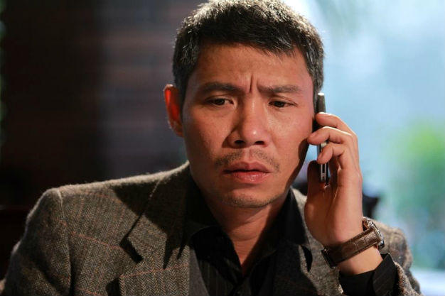 Công Lý ủy quyền luật sư “xử” vụ bìa sách in hình phản cảm